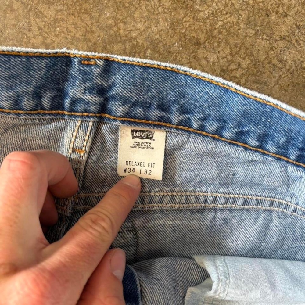 2000s levis straight leg jeans - Picture 3 of 5
